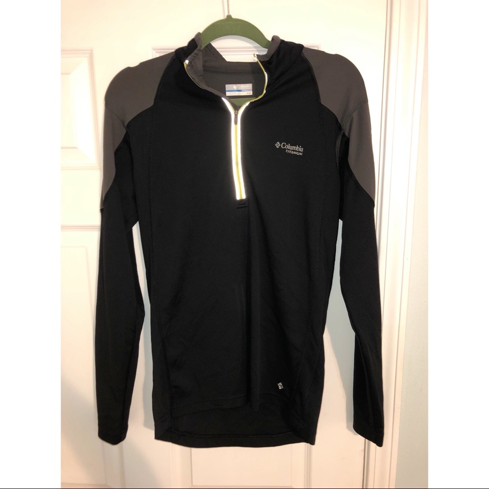 Unisex Columbia pullover